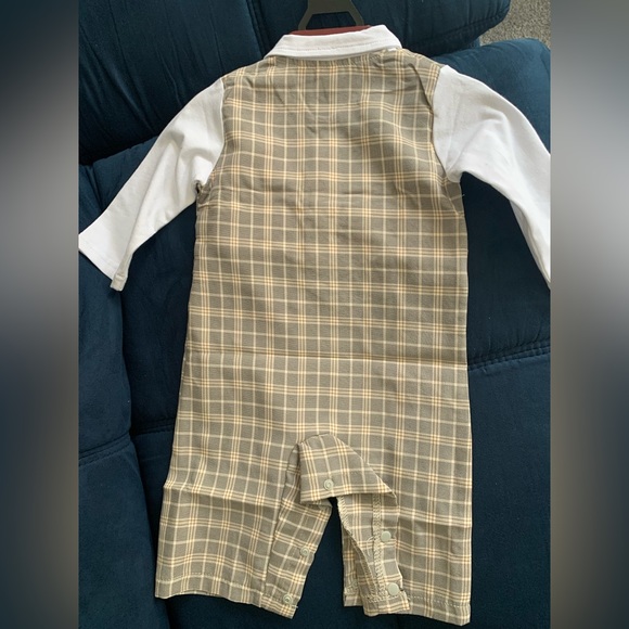 Baby Suit - Onesie size 6-9 months. - Picture 2 of 5